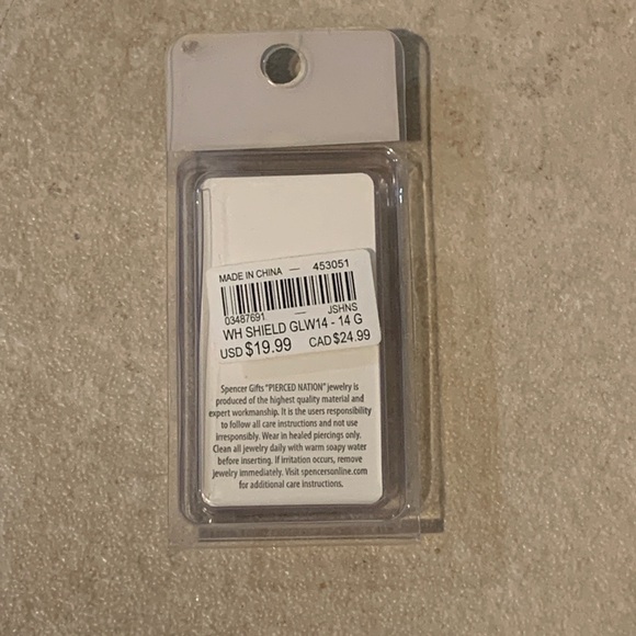 NWT Nipple Rings, glow in the dark. - Picture 2 of 2